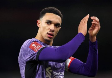 阿诺德加盟皇马，完美契合进攻属性与银河战舰