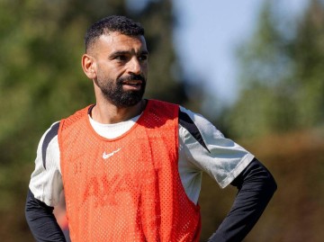 萨拉赫放话争金球！28+18逆天数据破纪录，亲曝续约内幕