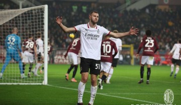 孔塞桑失去公正形象,米兰前景堪忧