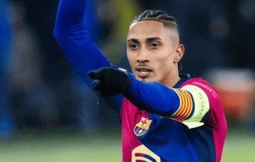 拉菲尼亚本赛季参与全队30%的西甲进球,51%的欧冠进球