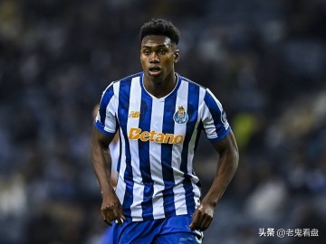 费耶诺德突然换帅,滕哈格有望接掌执教