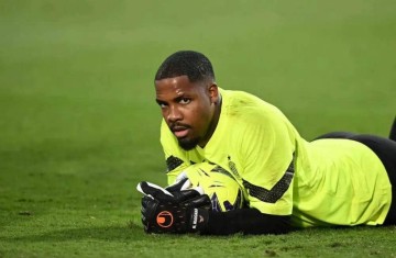 意甲争四渺茫,AC米兰近况堪忧!门将与前锋表现不佳