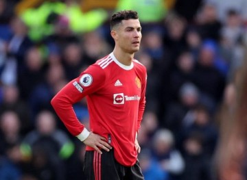 曼联旧将:不懂C罗为啥罚任意球只踢电梯球,别跟我说你行你上