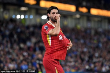 英超头一遭!利物浦夺冠后三轮不胜 一数据=历史级耻辱