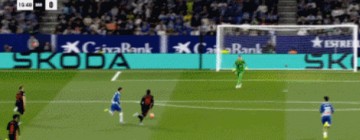 2-0！西甲冠军诞生，巴萨加冕三冠王，还送皇马3连亚，姆巴佩尴尬