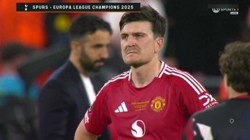 曼联欧联杯决赛失利,少赚500万!潜在损失超亿,未来日子艰难