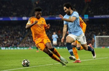 早报:一周遭双杀!切尔西0射正0-3布莱顿