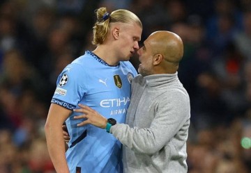 悬而未决!曼城或将无缘欧冠,感谢曼联“队草”献上的唯一冠军荣耀