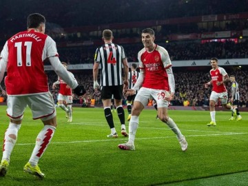 英超-阿森纳4-0纽卡:枪手确保亚军,喜鹊争欧冠资格|前瞻