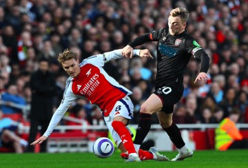 0-1!11.5亿豪门惨遭第16爆冷 15轮不败终结 英超争冠形势再变